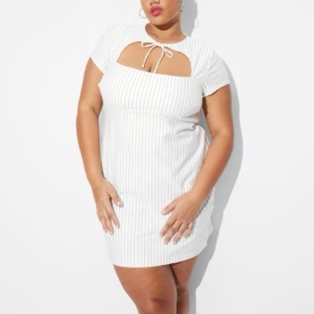 Wild Fable Women’s Short Sleeve Mini Shift Dress NWT Size Large White/Black